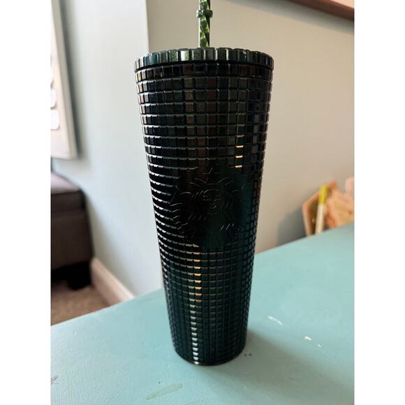 2 Starbucks Cups - Starbucks Holiday 2021 Tumbler, Venti Green, plus BONUS cup - Picture 2 of 13